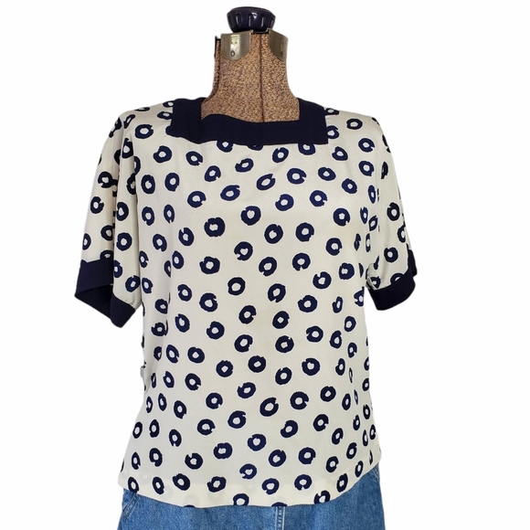 Vintage white and blue t-shirt with "O" print - Picture 6 of 13